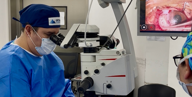 COMPLEJO ASISTENCIAL DE LOS ÁNGELES REALIZÓ POR PRIMERA VEZ INJERTOS DE MEMBRANA AMNIÓTICA EN CIRUGÍA OCULAR